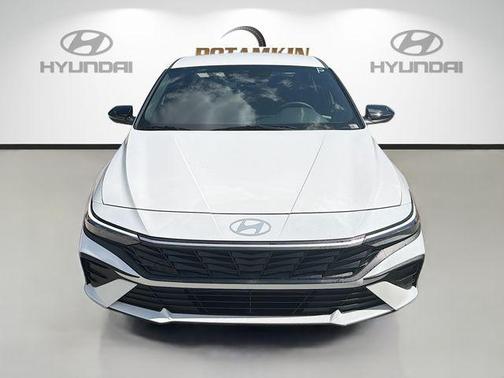 Serenity White Pearl 2026 Hyundai ELANTRA SEL Sport