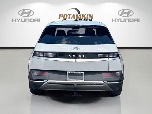 Cyber Gray 2024 Hyundai IONIQ 5 SEL