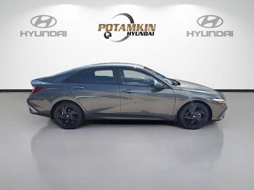 Amazon Gray 2026 Hyundai ELANTRA SEL Sport