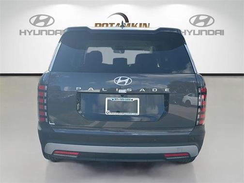 2026 Hyundai PALISADE SE