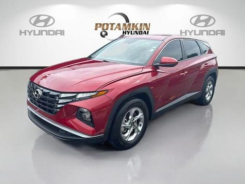Red 2024 Hyundai TUCSON SE