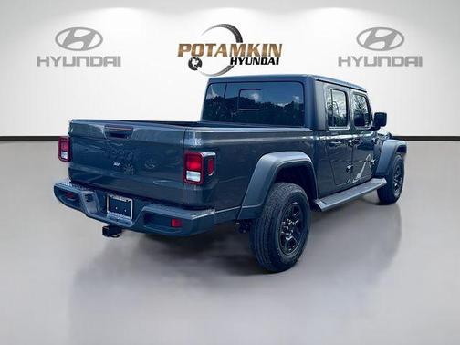 Granite Crystal Clearcoat Metallic 2025 Jeep Gladiator Sport