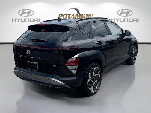 Abyss Black Pearl 2026 Hyundai KONA SEL Premium