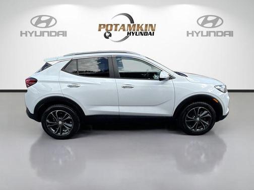 2020 Buick Encore GX Select