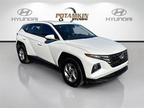 2022 Hyundai TUCSON SE
