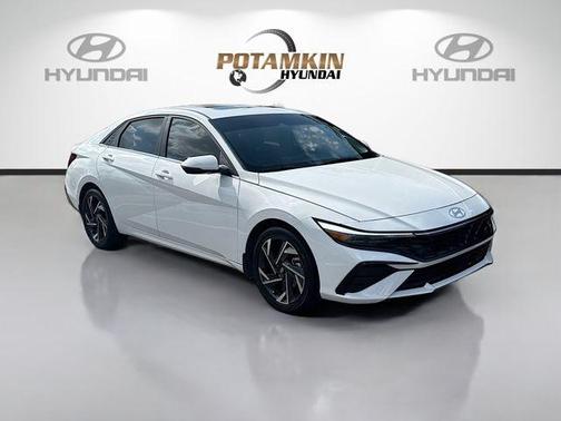White 2025 Hyundai ELANTRA Limited