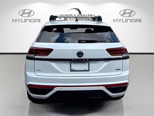 2023 Volkswagen Atlas Cross Sport 2.0T SEL R-Line Black