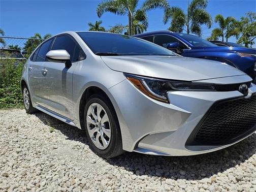 2020 Toyota Corolla LE