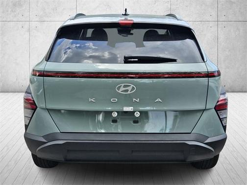 2026 Hyundai KONA SEL