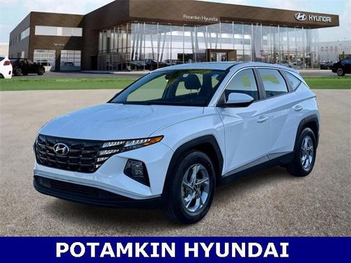 2023 Hyundai TUCSON SE
