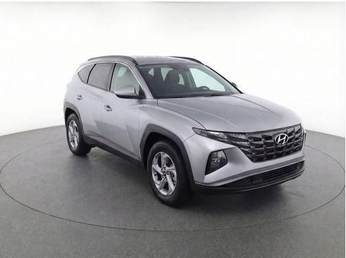Shimmering Silver 2024 Hyundai TUCSON SEL