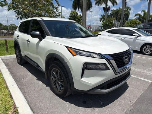 Glacier White 2023 Nissan Rogue S