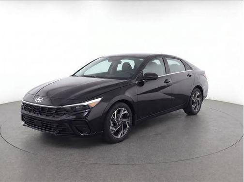 Black 2025 Hyundai ELANTRA SEL Convenience