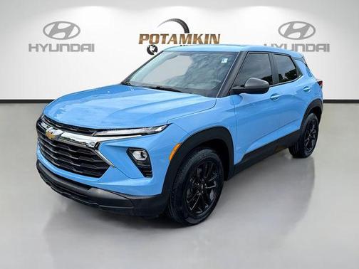 Fountain Blue 2024 Chevrolet Trailblazer LS