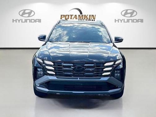 Phantom Black 2026 Hyundai TUCSON Limited