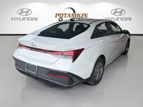 White 2026 Hyundai ELANTRA SE