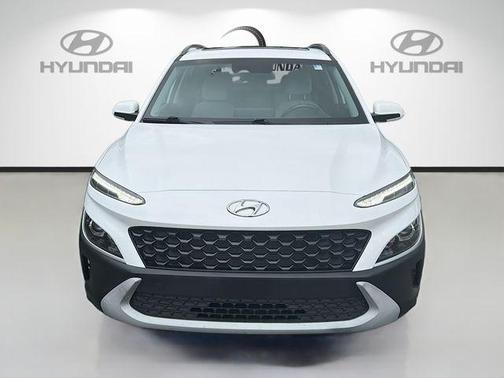 Lunar White 2023 Hyundai KONA SEL