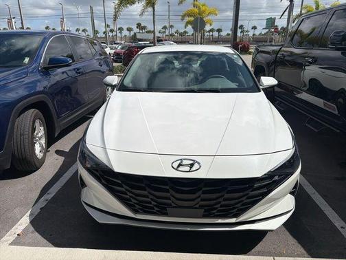Serenity White Pearl 2023 Hyundai ELANTRA SEL