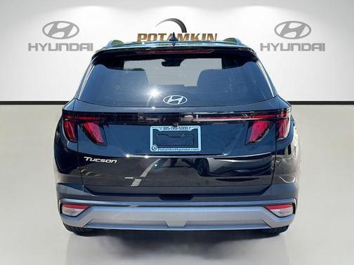 Phantom Black 2025 Hyundai TUCSON SEL