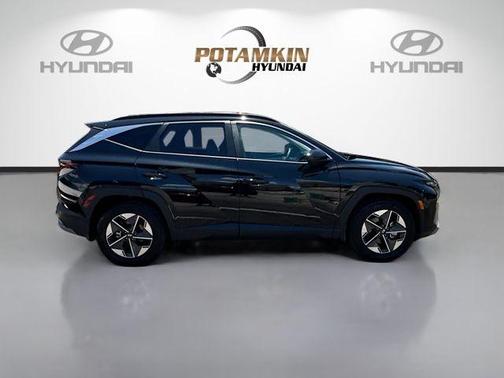 Phantom Black 2025 Hyundai TUCSON SEL