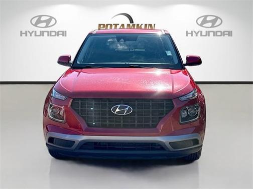 2022 Hyundai VENUE SE