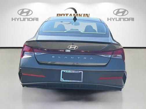 Amazon Gray 2026 Hyundai ELANTRA SEL Sport