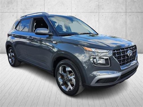 2024 Hyundai VENUE SEL