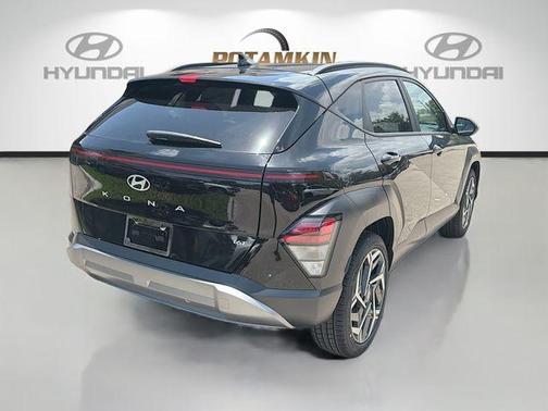 Abyss Black Pearl 2026 Hyundai KONA SEL Premium