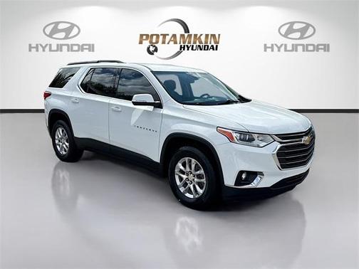 2021 Chevrolet Traverse LT Cloth