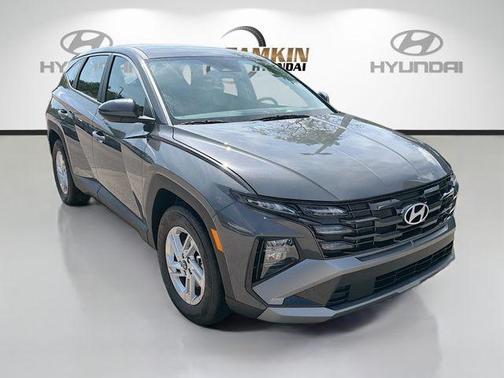 Gray 2026 Hyundai TUCSON SE