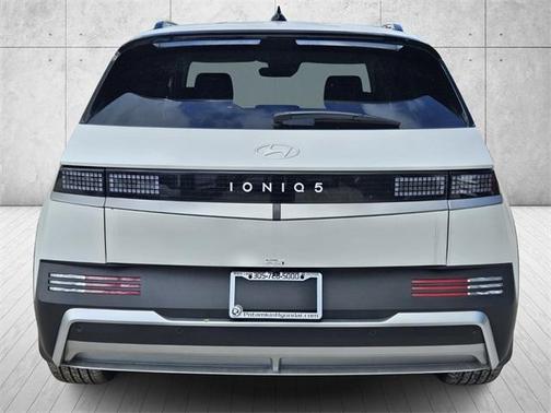 2025 Hyundai IONIQ 5 SEL