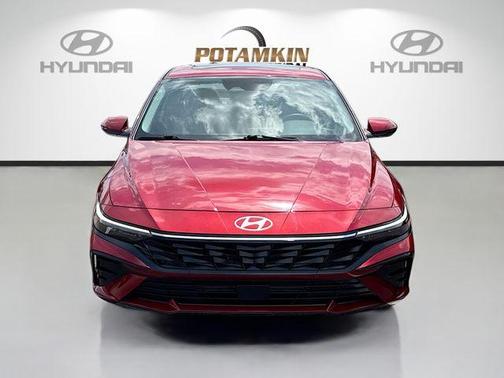 Red 2025 Hyundai ELANTRA SEL Convenience