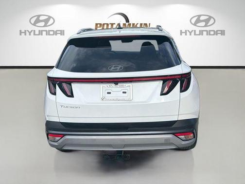 White Pearl 2025 Hyundai TUCSON Limited