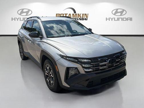Shimmering Silver 2026 Hyundai TUCSON XRT