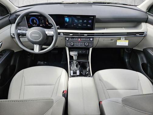 Phantom Black 2025 Hyundai TUCSON SE