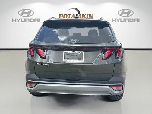 Green 2026 Hyundai TUCSON SEL