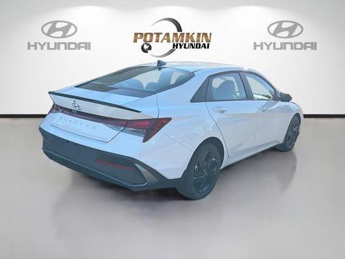 Serenity White Pearl 2026 Hyundai ELANTRA SEL Sport