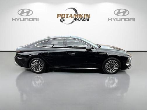 2024 Hyundai SONATA Hybrid Limited