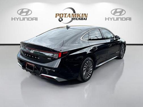 2024 Hyundai SONATA Hybrid Limited