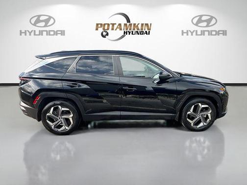 Black Pearl 2024 Hyundai TUCSON SEL
