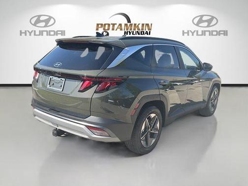 Green 2026 Hyundai TUCSON SEL