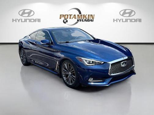 Gray 2018 INFINITI Q60 3.0t LUXE