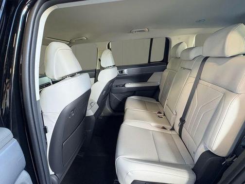 Phantom Black 2026 Hyundai SANTA FE SEL