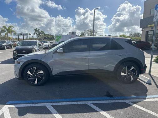 Cyber Gray 2026 Hyundai IONIQ 5 SEL