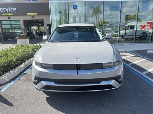 Cyber Gray 2026 Hyundai IONIQ 5 SEL