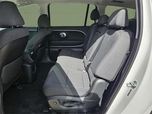 2026 Hyundai IONIQ 9 SE