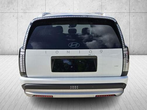 2026 Hyundai IONIQ 9 SE