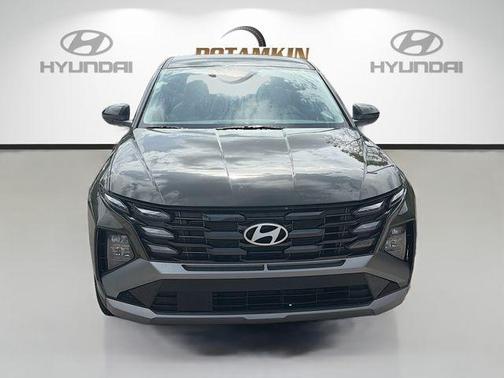 Green 2026 Hyundai TUCSON SE