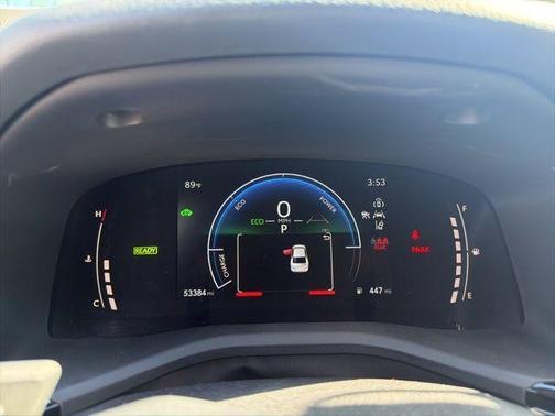 Ice 2025 Toyota Camry SE