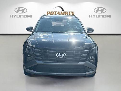 Phantom Black 2025 Hyundai TUCSON SEL Convenience